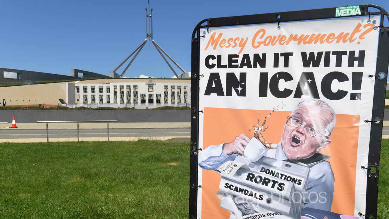 A GetUp protest outside Parliament House in favour of a federal ICAC.