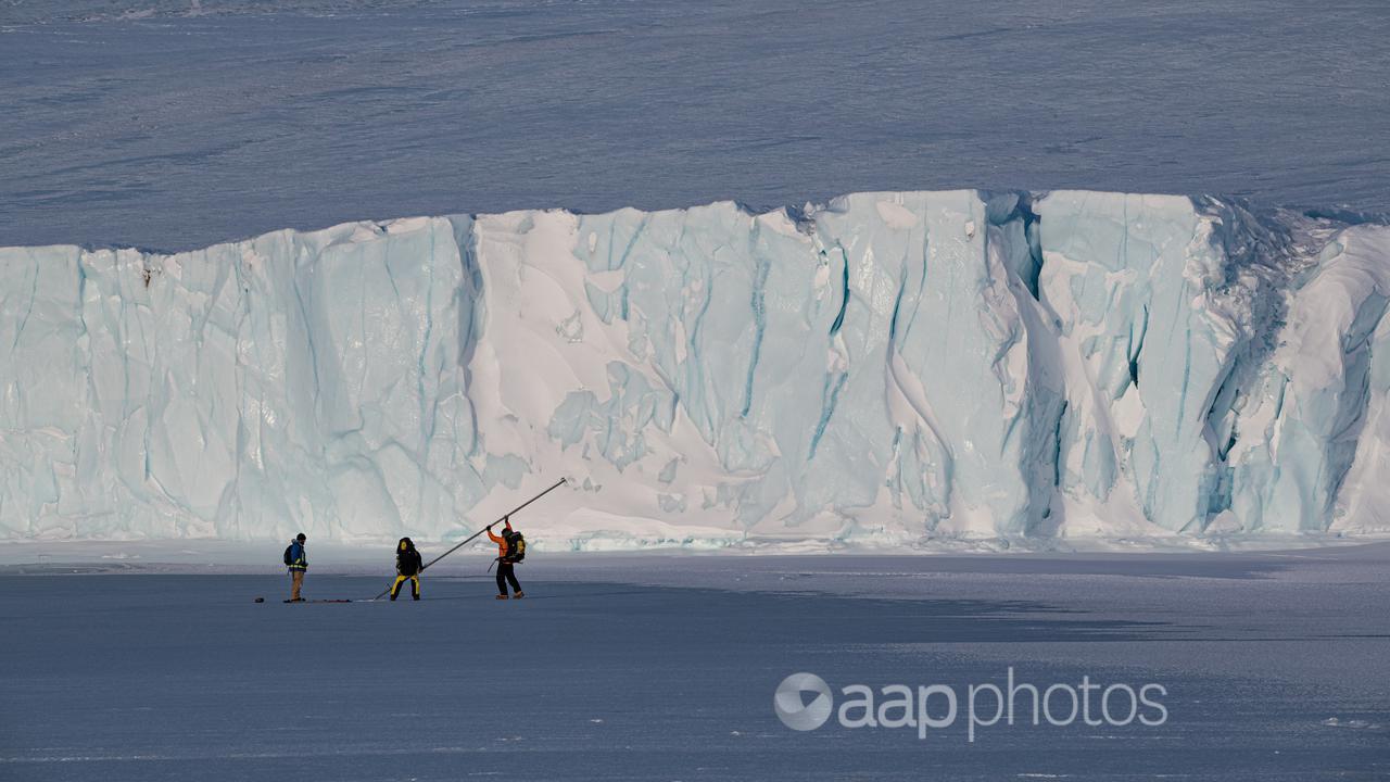 Australian expeditioners at Mawson research station