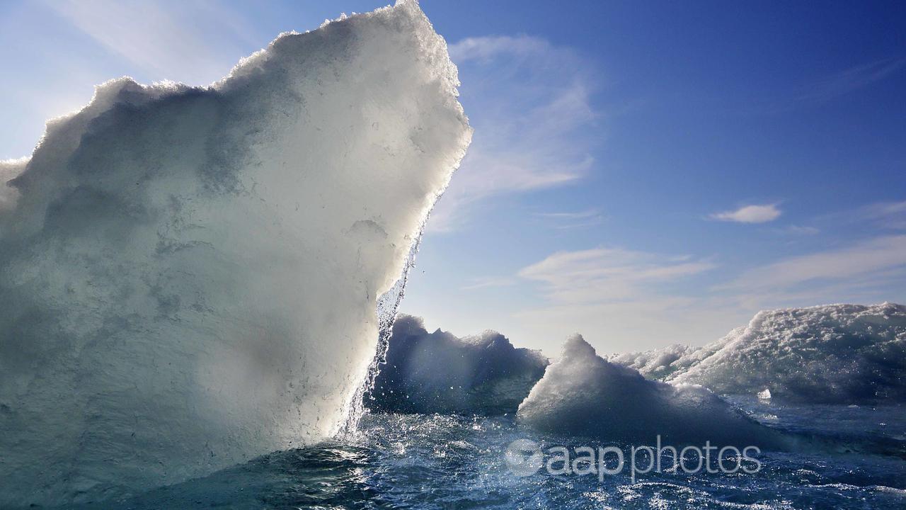 Broken sea ice