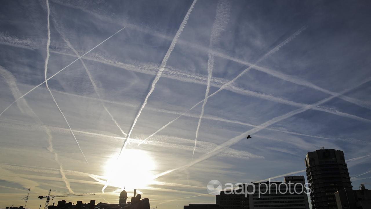 Contrails of early morning flights in Frankfurt (file Image)