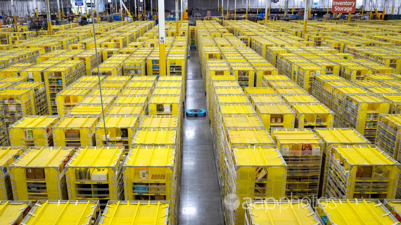 Workplace robots being put to the test by Amazon.
