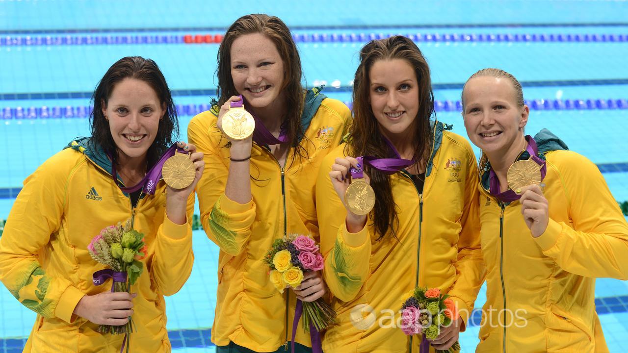 Cate Campbell with her 4x100m freestyle gold medal at London 2012.