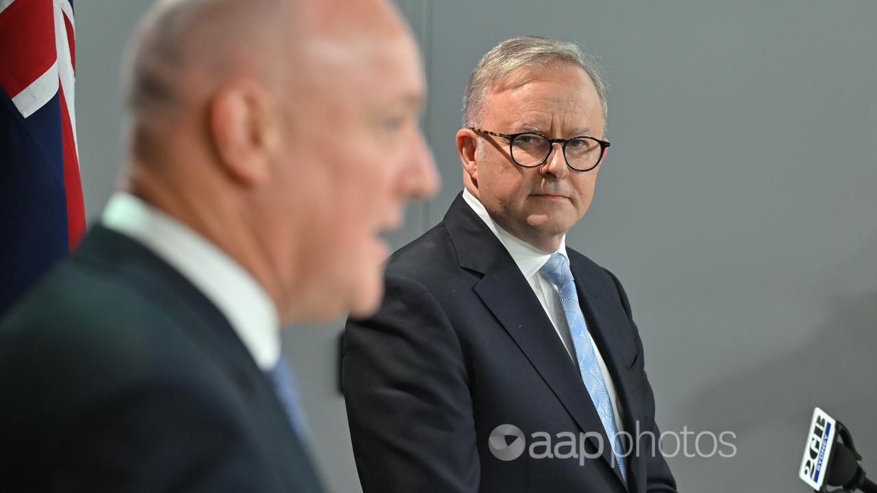 Prime ministers Anthony Albanese and Chris Luxon at a press conference