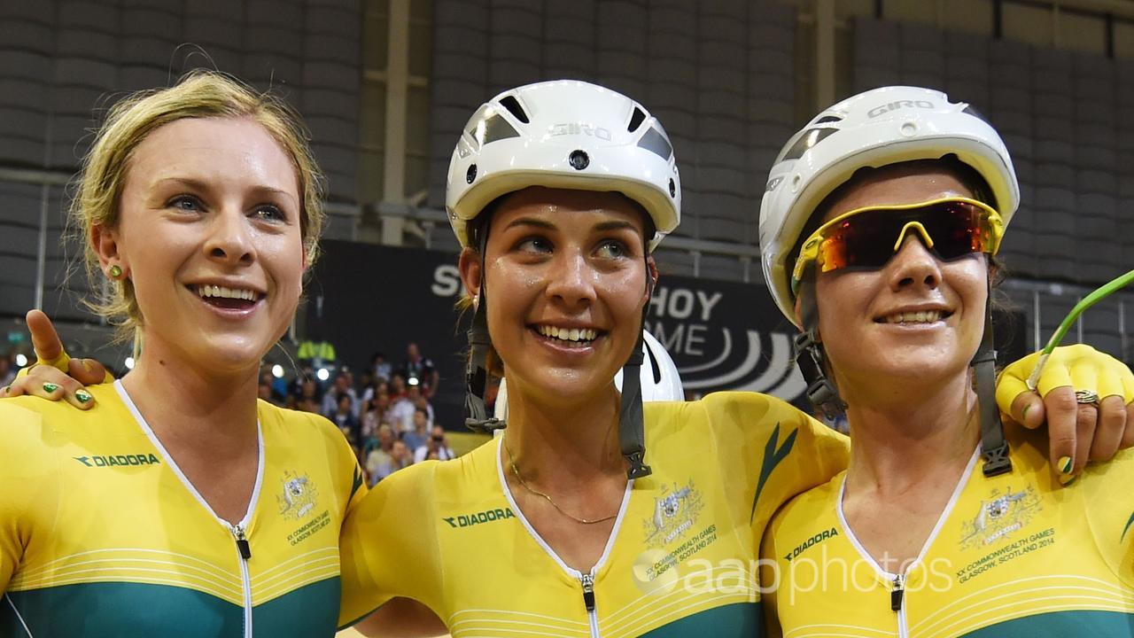 Annette Edmondson, Melissa Hoskin and Amy Cure at Commonwealth Games.