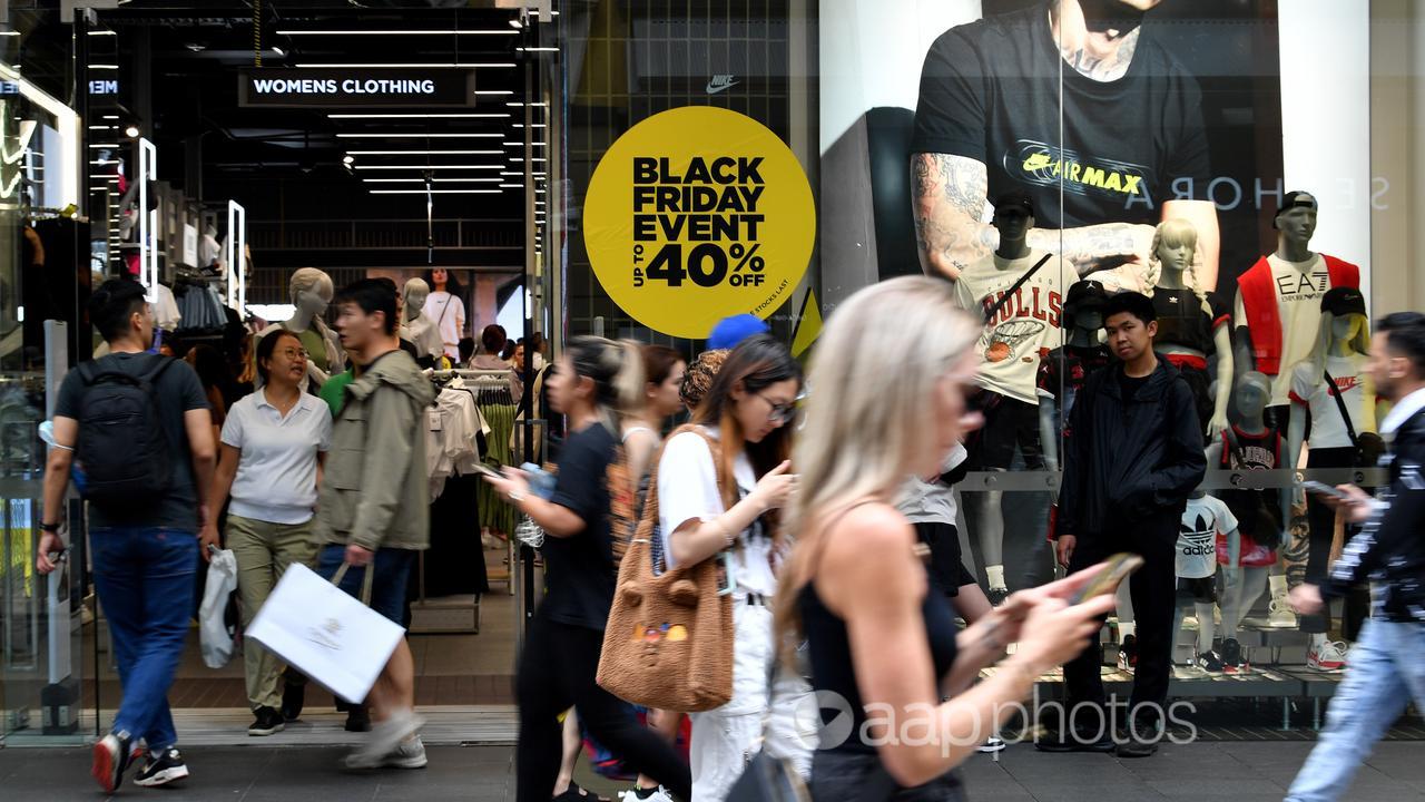 Retail shoppers in Sydney.