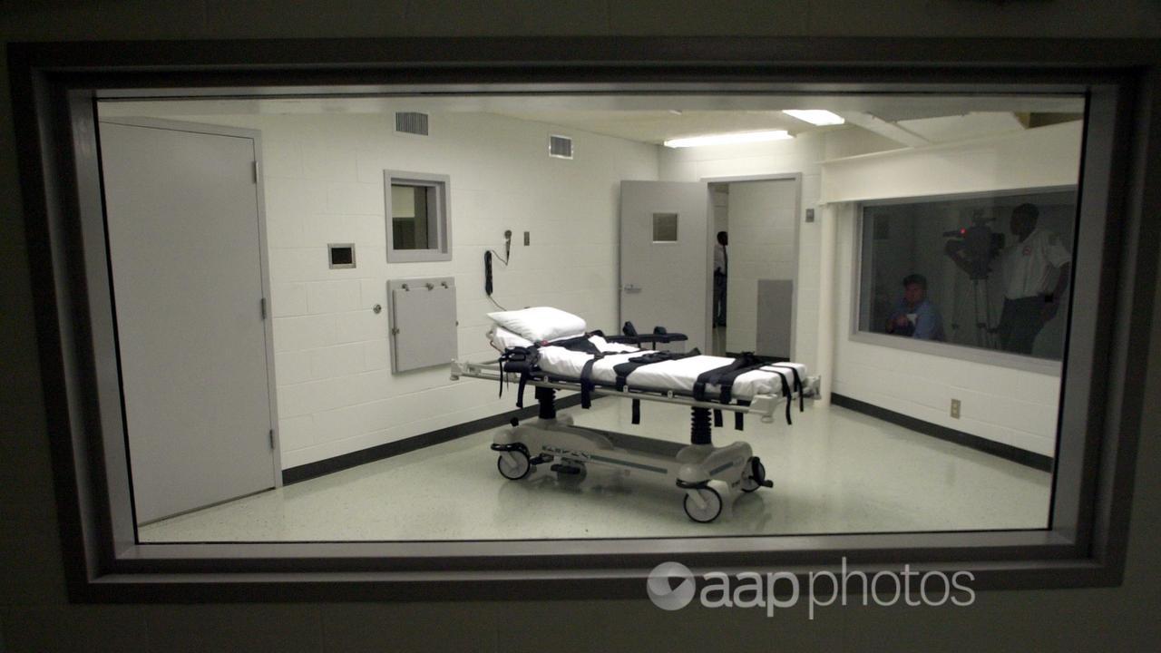 Lethal injection chamber at Holman Correctional Facility (file image)
