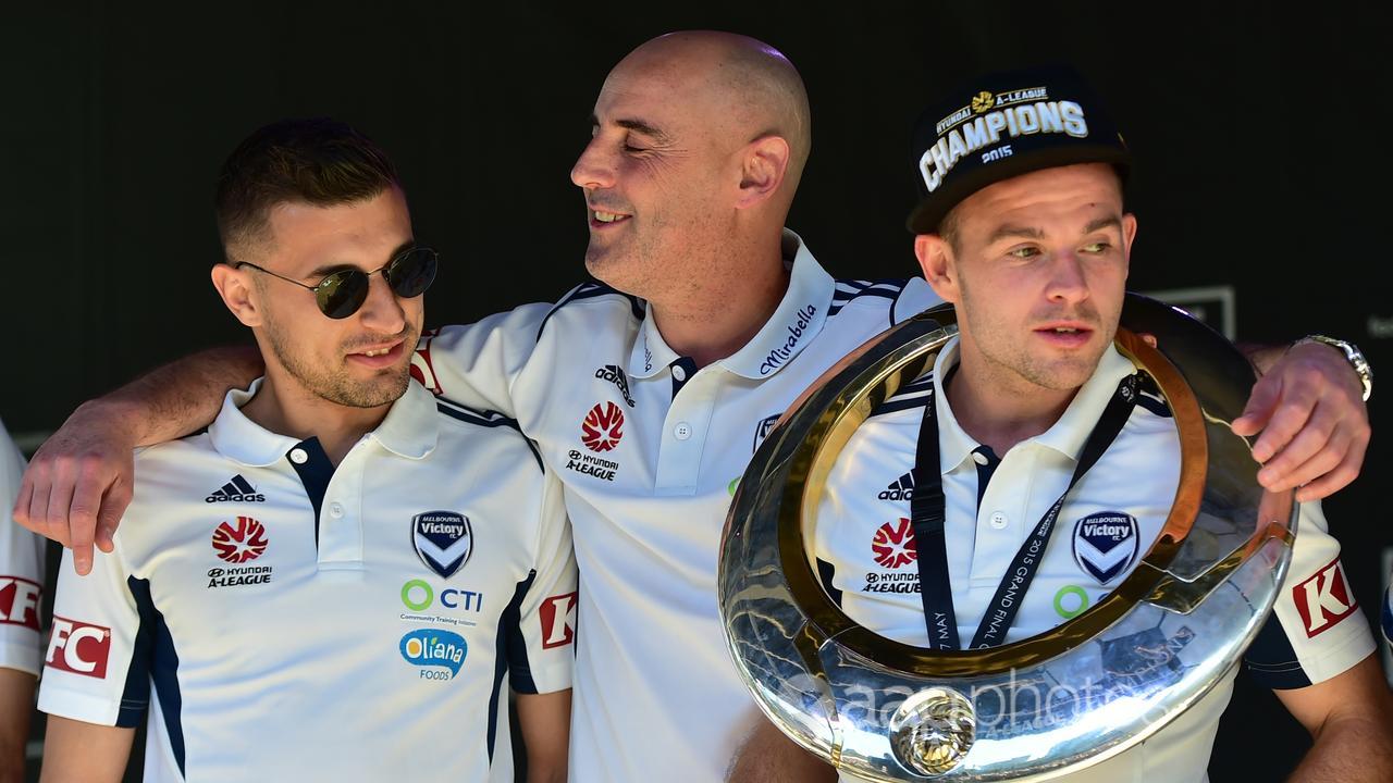 Kosta Barbarouses (l), Kevin Muscat (c) and Leigh Broxham in 2015.