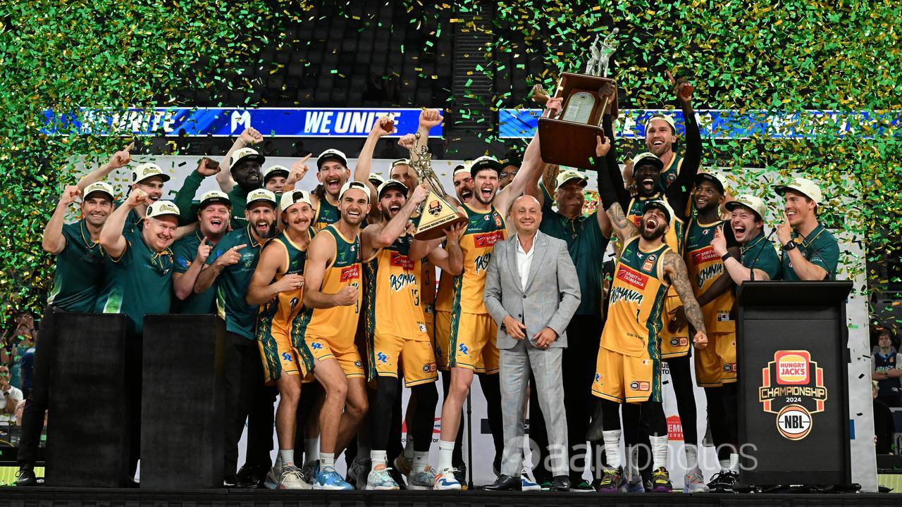 Christmas Day games return to NBL schedule Australian Associated Press