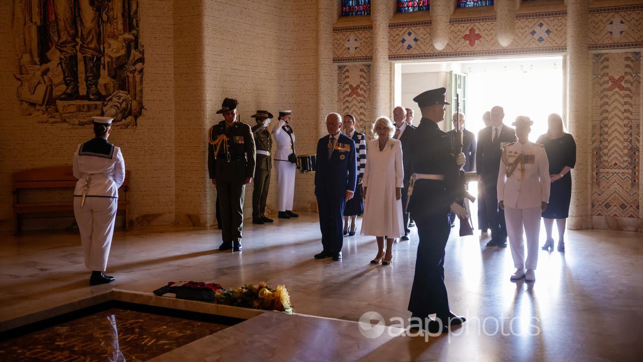 The Royals lay a wreath at the Australian War Memorial in Canberra.