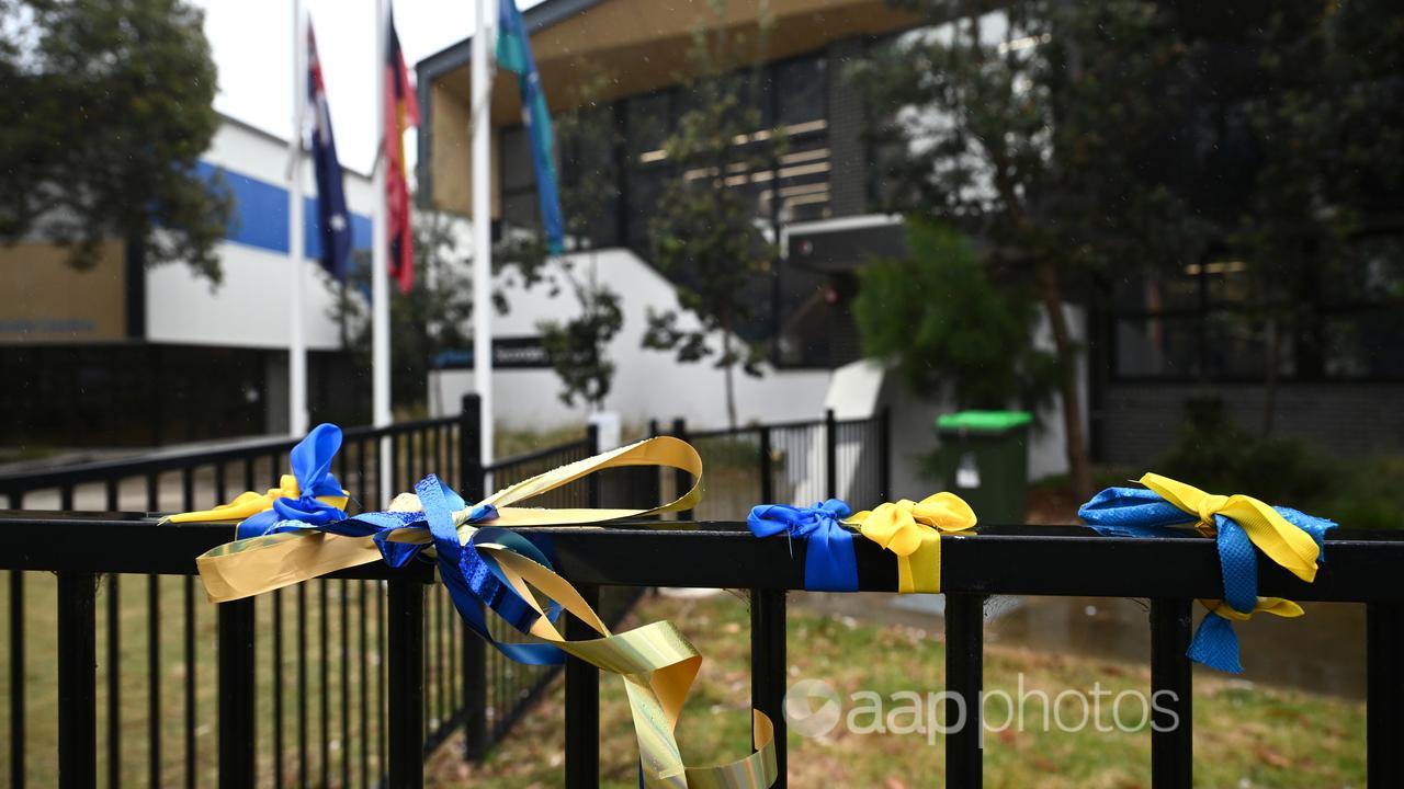 Blue and yellow ribbons at Beaumaris Secondary College