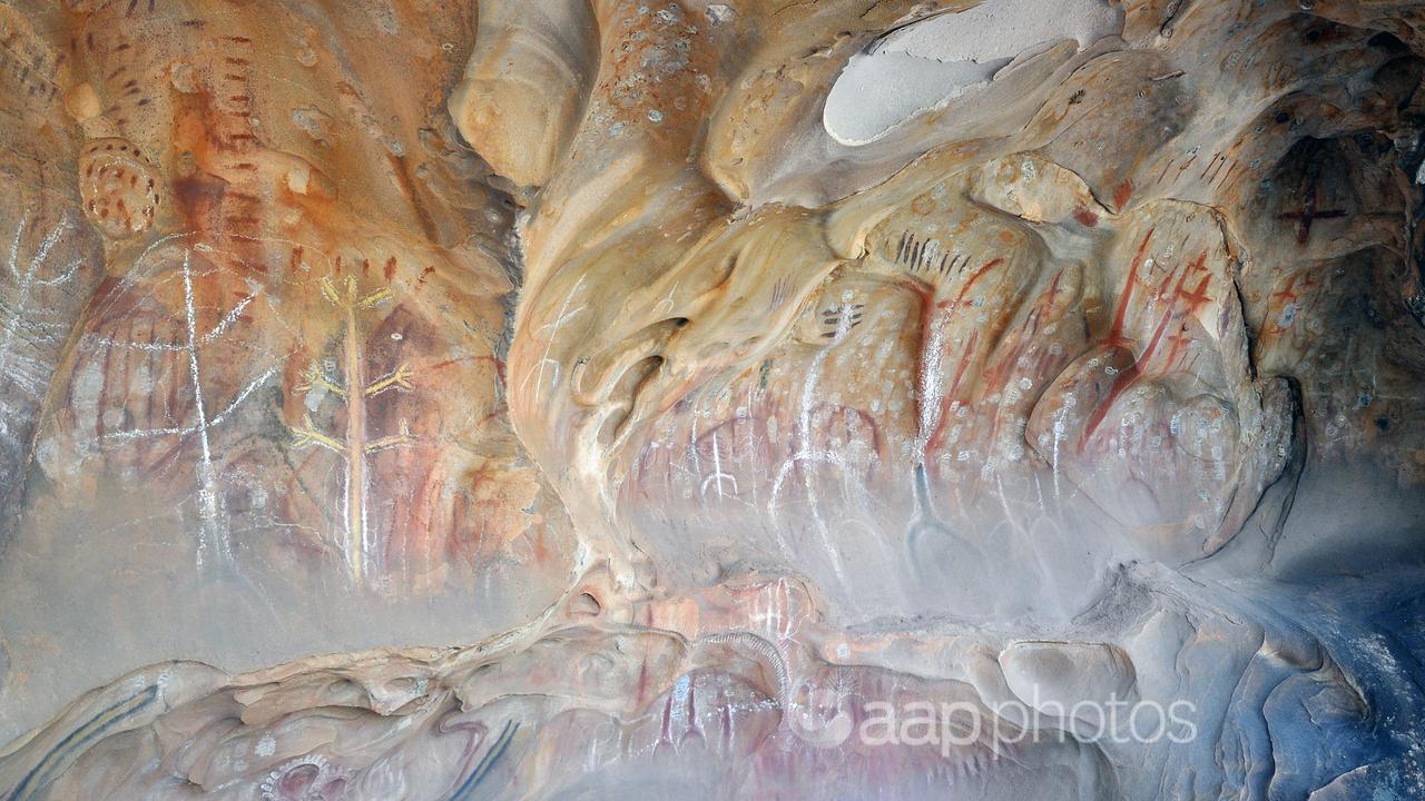 Aboriginal rock art, Arkaroo Rock, Ikara-Flinders Ranges