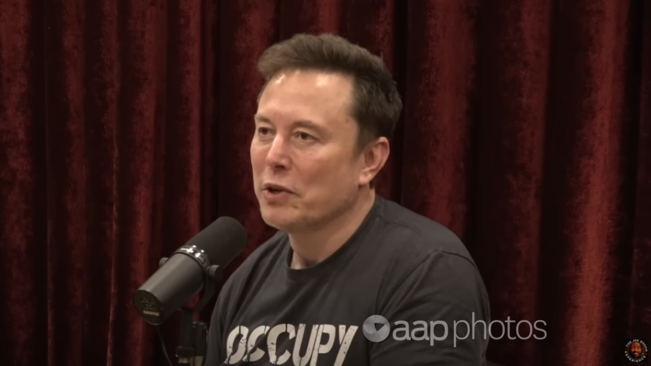 Elon Musk on the Joe Rogan podcast and denying there is a Tesla phone.