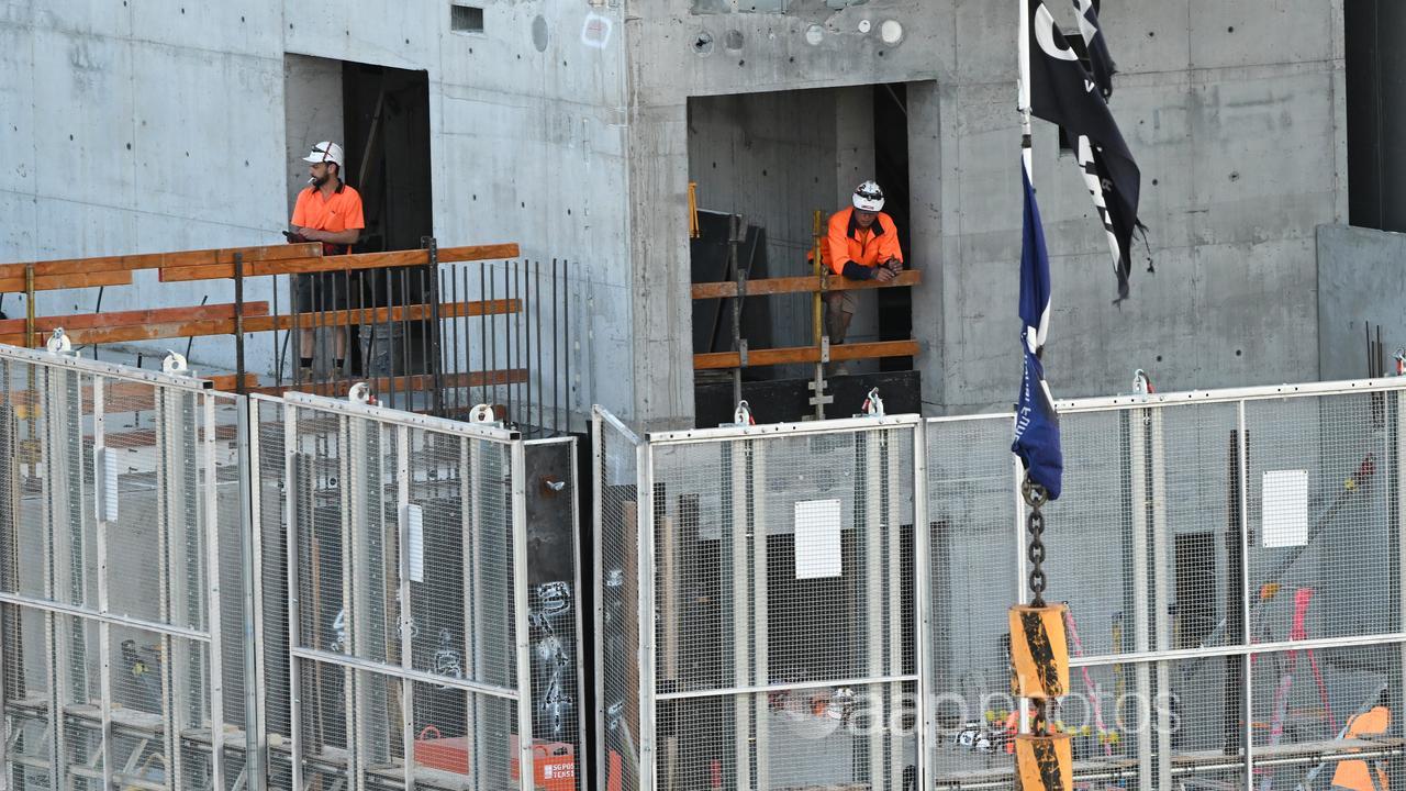 Workers on construction site (file)