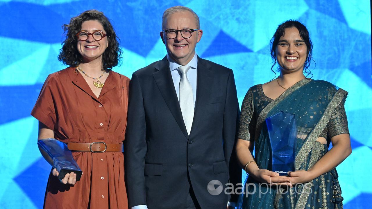 Anthony Albanese with Hannah Costello and Vanessa Brettell