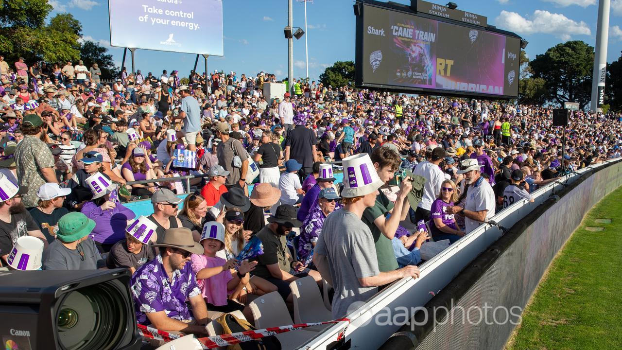 A shot of the crowd at Ninja Stadium.